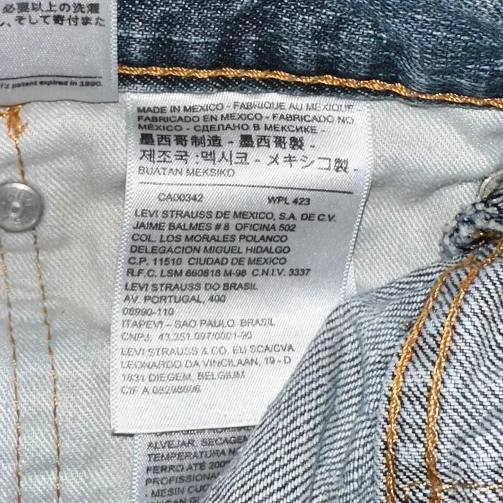 Levi's 505 Jeans Men's Size 40x32 Blue Denim Regular Fit Flat Front Straight Leg